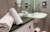 Meon Valley Hotel, Golf & Country Club Bathroom 